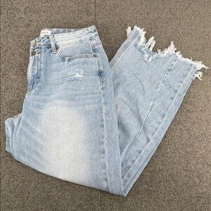 Special A Jeans Wm 3/26 Barrel Distressed Light Blue Denim Holes Frayed Hem
